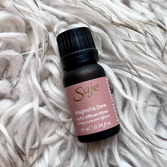 Saje Magnolia Dew Essential Oil - Picture 3 of 7